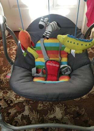 Дитяча гойдалка .
у використанні майже не була.
торг можливий, пишіть