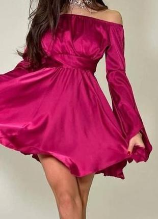 Сукня рожева