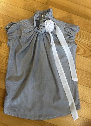 Блузка на дівчинку у тонку смужку, 128р