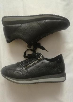 Кросівки жіночі шкіряні remonte,38 розмір