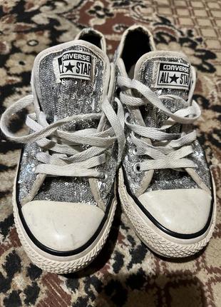 Кеды в палетках