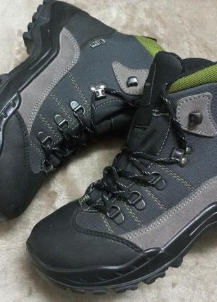 Ботинки осень-весна кожа мал.37р.del-tex вьетнам