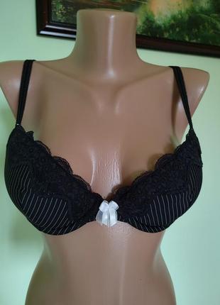 Бюстгальтер ліфчик лифчик