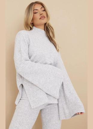 Сірий джемпер