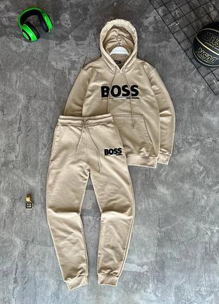 Мужской спортивный костюм теплый бежевый hugo boss