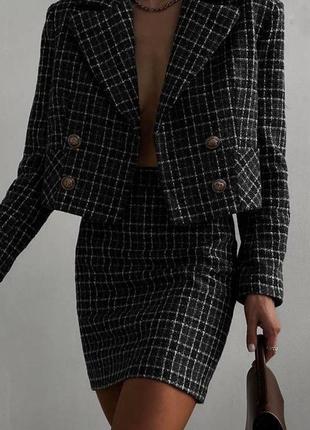 Костюм женский