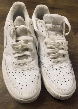 Кроссовки кожаные nike
