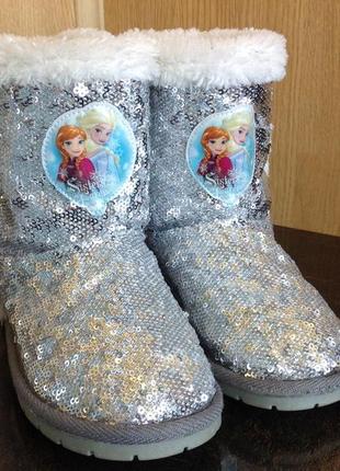 Красивые угги ботиночки с лезвиями на девочки