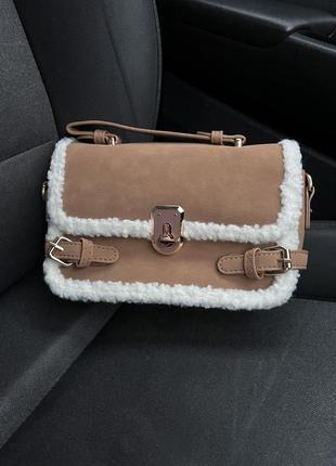 Сумка з хутром в стилі ugg