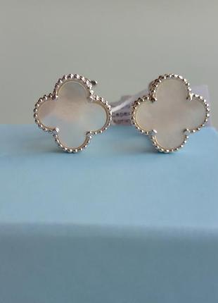 Серебряные серьги английский замок белый перламутр van cleef ван клиф