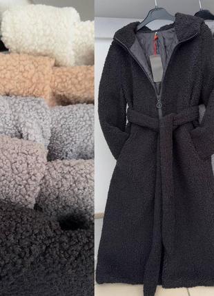 Очень классные шубы с капюшоном