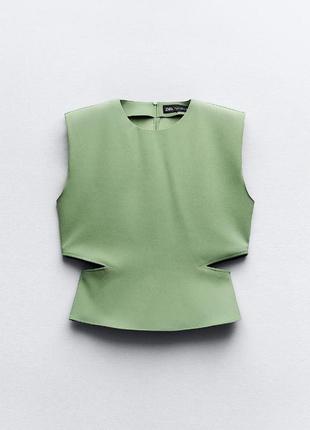 Блуза зеленая с разрезом zara