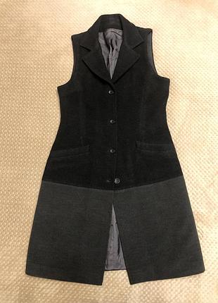 Жилетка жін.