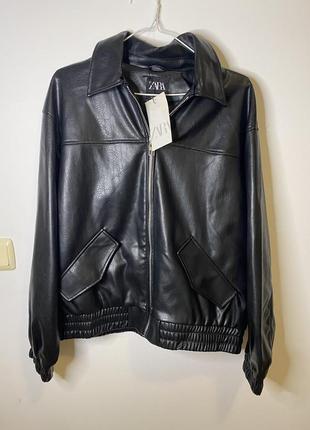 Кожаная куртка zara