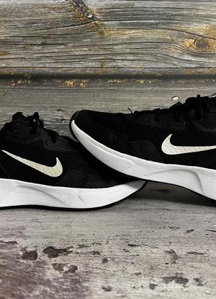Кроссовки under nike wearallday оригинал