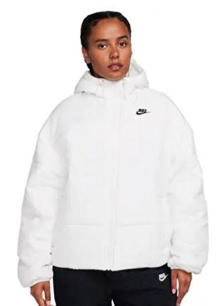 Куртка женская nike sportswear classic puffer therma-fit оригинал