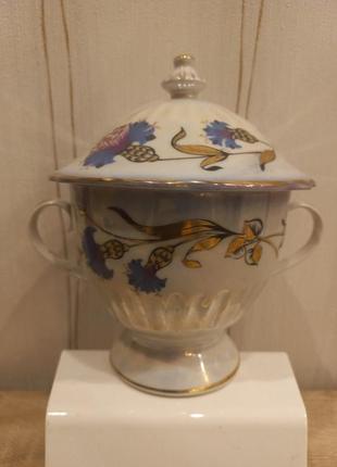 Цукорниця.