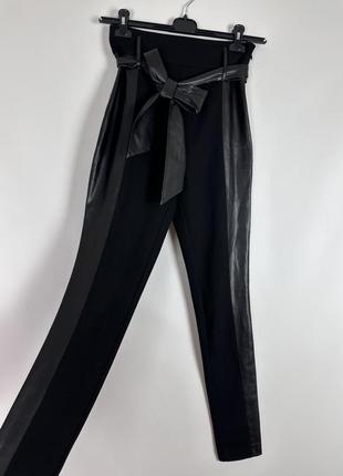 Штаны с кожаными вставками xs twin set xs
