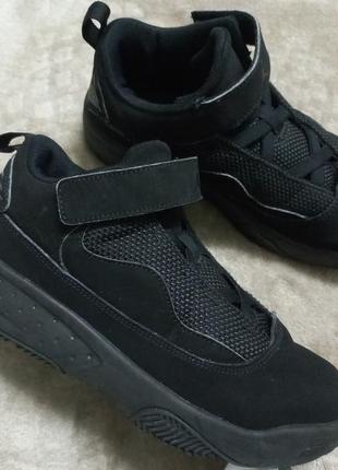 Ботинки кроссовки осень-весна кожа мал.34р.jordan вьетнам