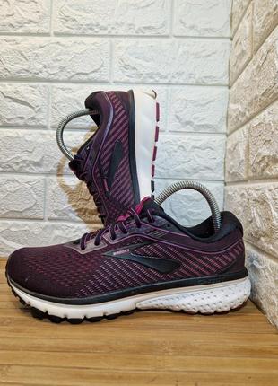 Кроссовки brooks