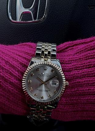 Жіночий годинник