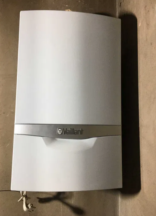 Продается газовый конденсационный котел vaillant 30 квт (из нижочки)