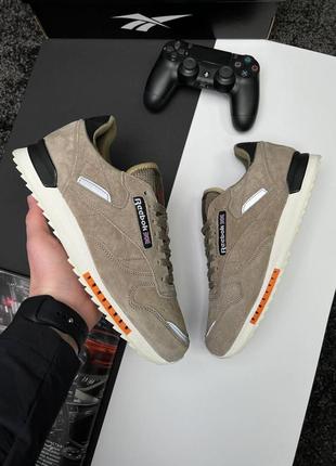 Чоловічі кросівки reebok classic m sand