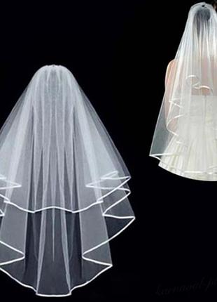 Вінтажна фата на гребені