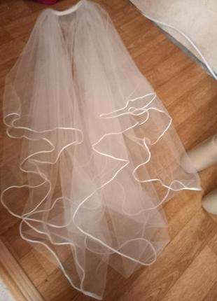 Вінтажна фата на гребені10 фото