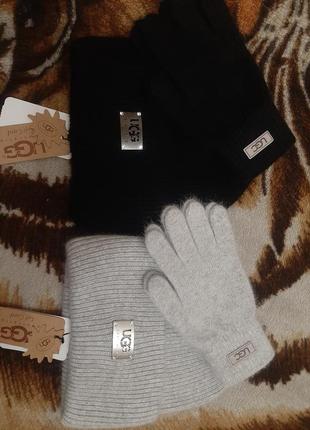 Комплект шапка+перчатки ugg