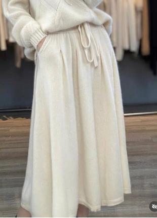 Юбка миди однотонная свободного кроя на высокой посадке с карманами качественная стильная базовая молочный шоколад