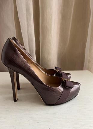 Туфлі salvatore ferragamo