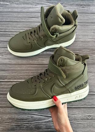 Р. 41 кроссовки nike s550