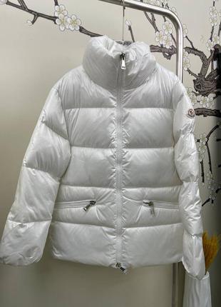 Зимняя куртка в стиле moncler