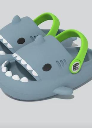 Крокси, crocs шльопанці клогі babycrayon акули1 фото