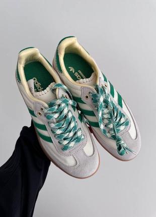 Кроссовки adidas