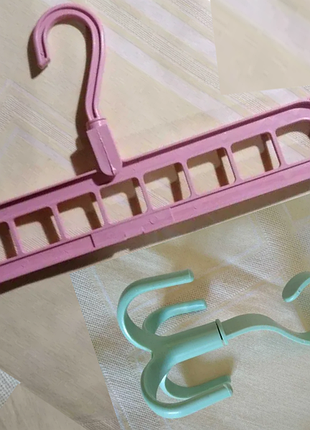 Дві вішалки одним лотоком