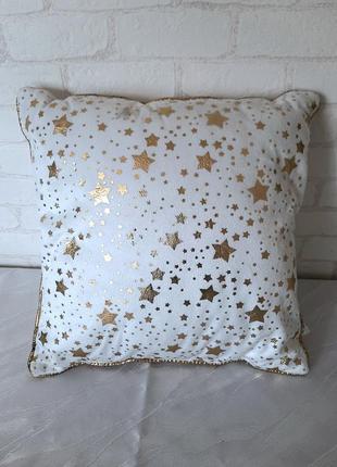 Декоративная  подушка звезды
мягкая ,велюровая ткань 
германия ,home & deco