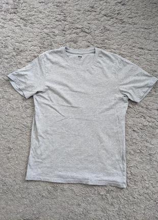 Базовая серая футболка uniqlo, supina, size s, плечи 41 подмышки 47 длина 66