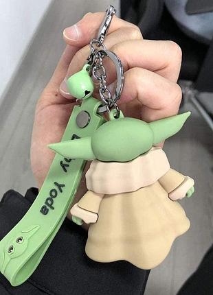 Брелок бейби йода resteq. брелок на ключи baby yoda. аксессуар для ключей малыш йода. брелок grogu. брелок3 фото