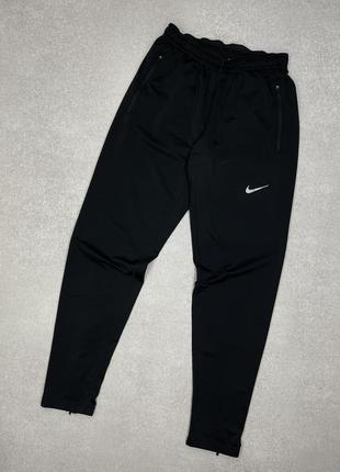 Черные зауженные спортивные штаны nike dri fit running оригинал