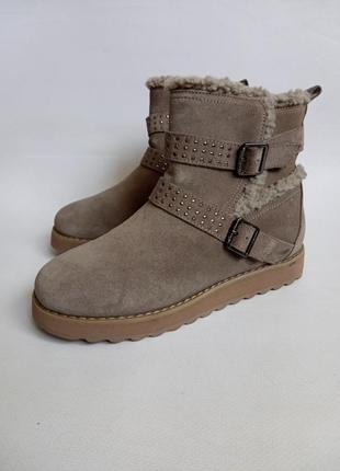 Замшевые утепленные сапожки skechers