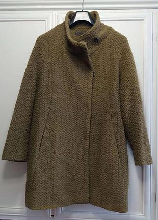 Пальто от zara, шерсть, оливковое, букле