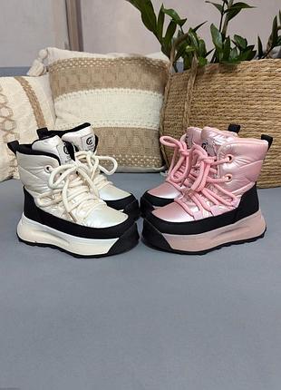 Зимові чоботи для дівчинки