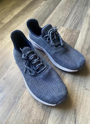 Легкі кросівки для бігу/спорту
