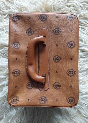 Вінтажний брендовий шкіряний ретро б'юті кейс валіза у стилі lv