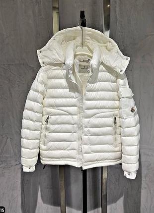 Брендова куртка moncler