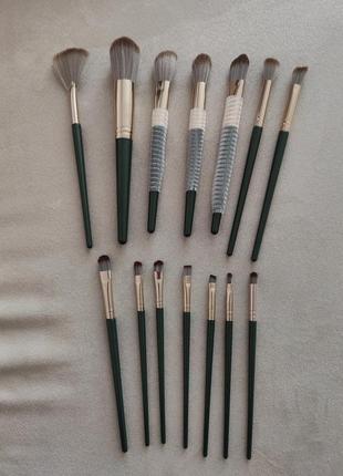 Пензлик для макіяжу до 📦