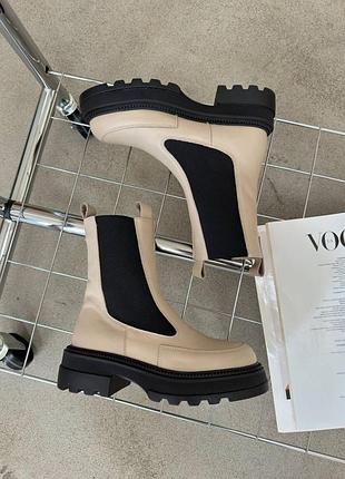 Челси женские кожаные зимние, ботинки, бежевые - черные вставки