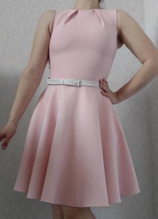 Сукня в стилі барбі з поясом
